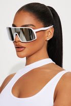 Weekend At The Lake Sunglasses - White/combo