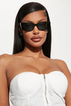 Classic But Fierce Sunglasses - Black