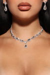 Guest Of Honor Necklace And Earring Set - Silver